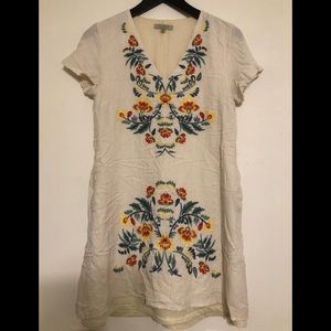 Embroidered dress thigh length size S